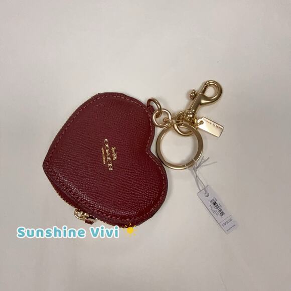 NWT Coach CP368 Heart Bag Charm IN Gold/Dark Ruby - Picture 2 of 6